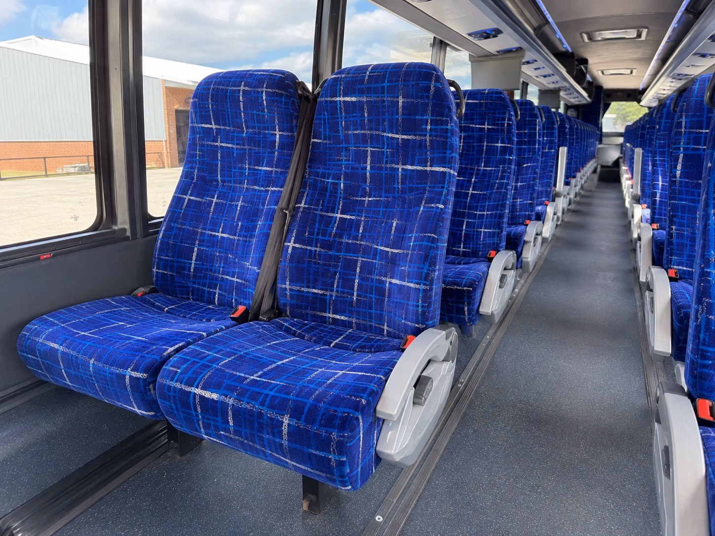 long beach airport shuttles for military and government travel