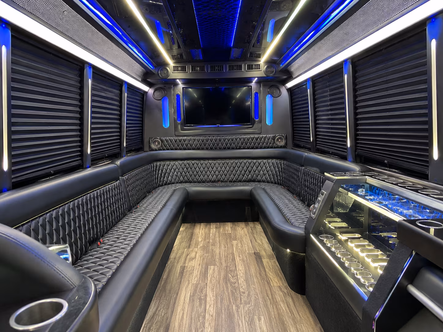 long beach corporate retreat shuttle bus rentals